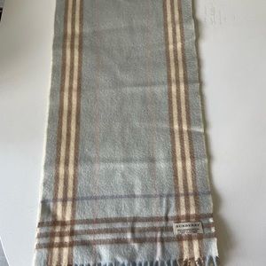 Burberry Wool long Scarf